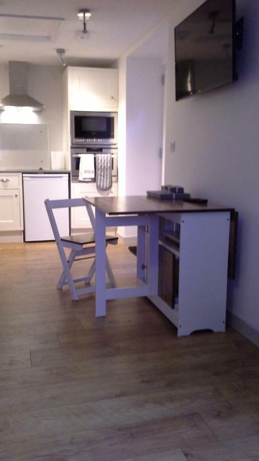 The Little Barn Apartment Carlby Luaran gambar